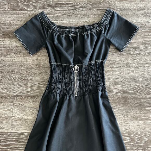 NWOT Maje Relera Black Off-Shoulder Zip Midi‎ Dress Size Small (1) Smocked Waist - Picture 3 of 15